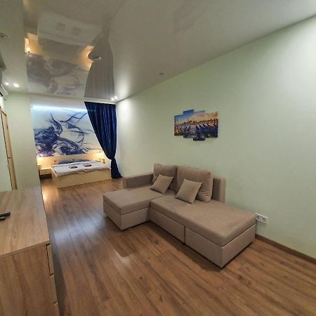 Apartament Avalon На Чорновола Lwów Zewnętrze zdjęcie